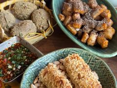 -包整·丝娃娃(一览甲秀楼风景店)