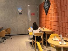 -必胜客(华都店)