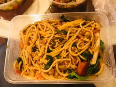 宣威火腿炒米线-茶花妹子云南餐厅(北大店)