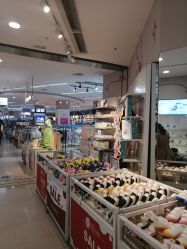 -孩子王(铁西万达店)