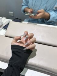 -晨·艺美甲美睫