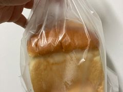 -沁屋面包店(人民东路店)