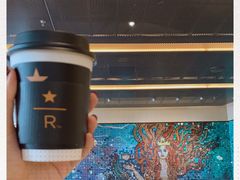 -星巴克臻选(上海合生汇1F店)