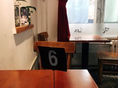 靠窗位-雕刻时光咖啡馆(北航店)