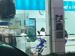 -福奈特洗衣·洗鞋·奢侈品护理(浦东南路店)