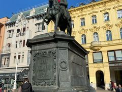 -耶拉契奇总督广场