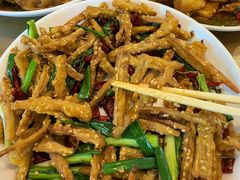 -鲁南仔·滕州炒鸡(经三路店)