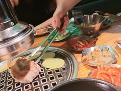 -唯成•韩国炭火烤肉 유성고기