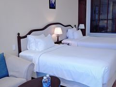 -芽庄日出海滩水疗酒店