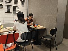 -麦当劳(轻轨曹杨路店)