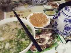 -陇上全荟兰州传统牛肉面(延吉路店)