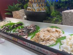 -四囍码头海鲜烧烤自助火锅(外滩南京东路悦荟广场店)