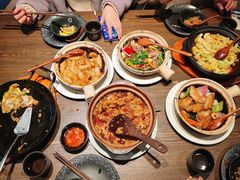 -啫响粤煲料理(万好大厦店)