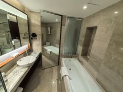 -上海龙之梦万丽酒店