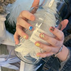 -爱纶美·美甲美睫半永久