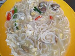 -东海岸人工湖美食村