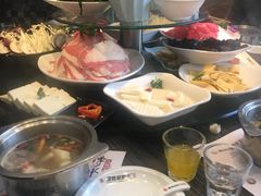 -健晟星期天火锅(宝清店)