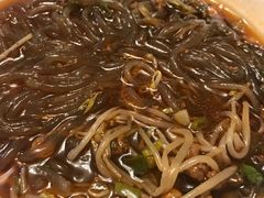 -荀记肉夹馍(三八家乐福店)