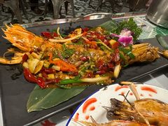 -辉记炭烧海鲜大排档·老字号(福田店)