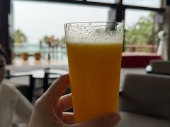 -亚龙湾喜来登·美景台大堂吧