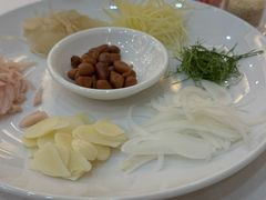 顺德鱼生-丰尔粥食·顺德鱼生·干蒸排骨顺德菜(大良分店)