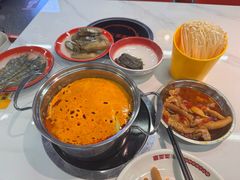-喜歪歪·平价海鲜市场小火锅(龙阳广场店)