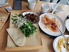 -关东小磨东北菜(上海长风大悦城店)
