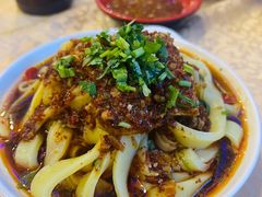 新疆凉皮-维吾尔餐厅(宜山路店)