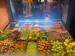 -野山舂·贵州现舂酸汤火锅(鸿通城店)