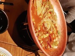 -云海肴·汽锅鸡·云南菜(天山百盛优客店)