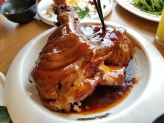 红烧肘子-小土豆北方菜馆(方庄店)