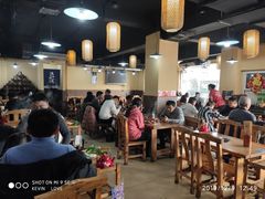 大堂-东镇老火锅(长春路首店)