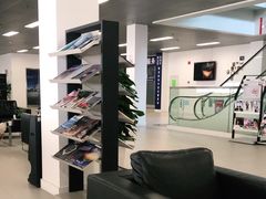 -深圳锦龙奥迪4S店(前海店)