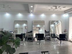 -Moyue HAIR SALON