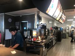 -麦当劳(三亚凤凰机场店)