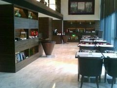 -上海虹桥西郊假日酒店