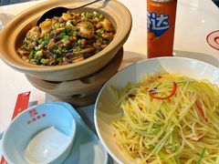 -乔家小院•非遗驴肉•本地小海鲜(滨河路店)