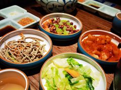 -明洞阿姨·韩式酱蟹烤肉·创意料理(三元桥店)