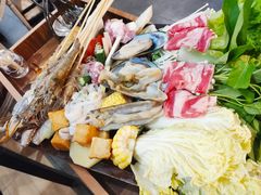 -樾餐厅泰式海鲜火锅(民歌湖店)