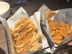 -胖哥俩肉蟹煲(上海悦荟广场店)