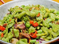 -莲餐厅·湖北菜·藕汤是头牌(愚园路店)