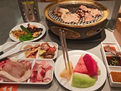 -山焱·炭火自助烤肉(周浦万达店)