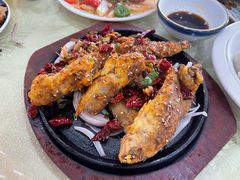 -鹤乡东北菜(崮山路店)