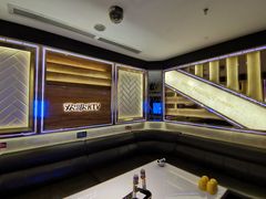 -Huange欢歌KTV(欣都龙城vcpark购物中心店)