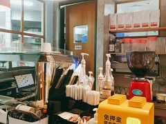 -Dough&Joe团憩(瑞虹天地月亮湾店)