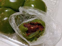豆沙青团-白玉兰食品(中山公园龙之梦店)