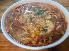 加冒加臭豆腐大碗米线-铁朋小锅米线(玉川巷店)