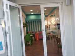 门面-梁子刨冰王&梁小糖(王顶堤店)