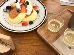 草莓舒芙蕾松饼-幸会吉市(丰泽店)