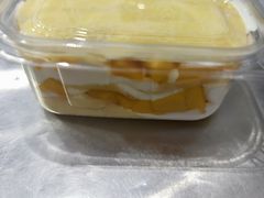 -蜜蜂小象·榴莲千层蛋糕(时代汇11栋店)
